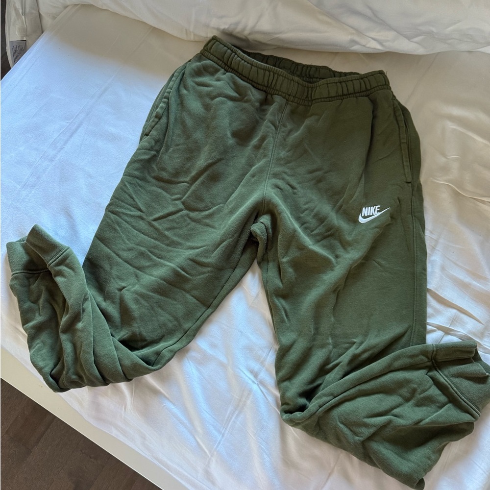 Nike khaki Sweatpants
